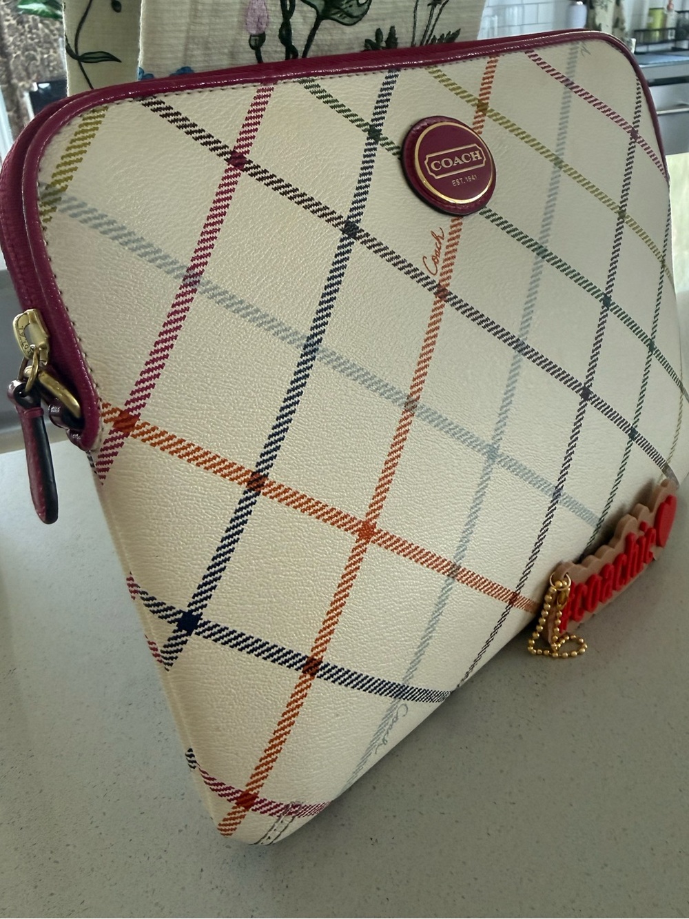 Like NEW Coach Tattersall ALERT plaid Peyton tablet iPad or CLUTCH LIKE NEW - Picture 9 of 16